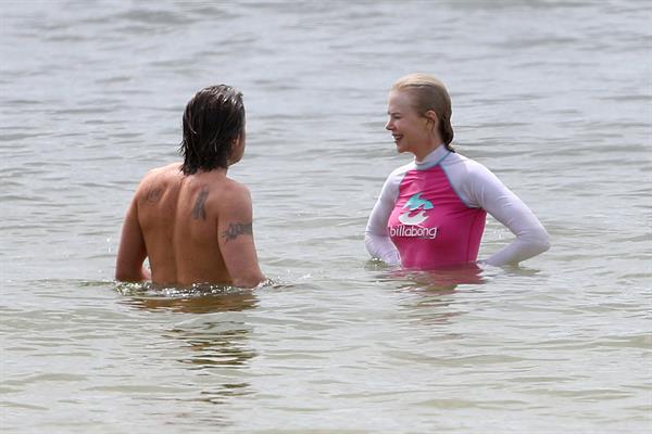 Nicole Kidman in Bikini Morning Swim candids in Sydney February 4, 2013 