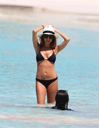 Nicole Richie Bikini candis at St Barts 06.04.13 