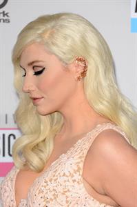Kesha at the American Music Awards (November 18, 2012) 