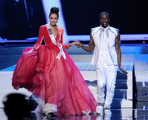 Miss USA 2012 Olivia Culpo is Miss Universe Pageant in Las Vegas (Dec 19, 2012) 