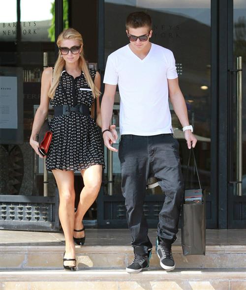 Paris Hilton Shopping at Kitson in Beverly Hills April 5, 2013 