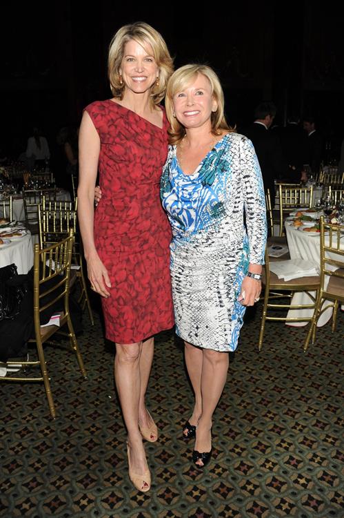 Paula Zahn Pictures Paula Zahn Attends The 10th Annual Women Who Care Luncheon - NYC - May 5, 2012