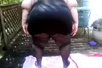 Wearing a miniskirt and pantyhose outdoors in public