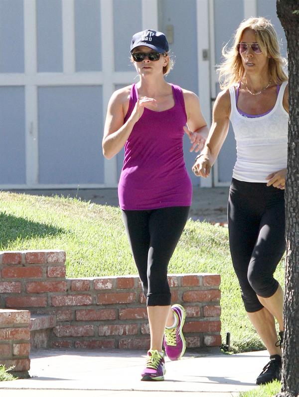 Reese Witherspoon - Jogs with a friend in Brentwood (29.05.2013) 