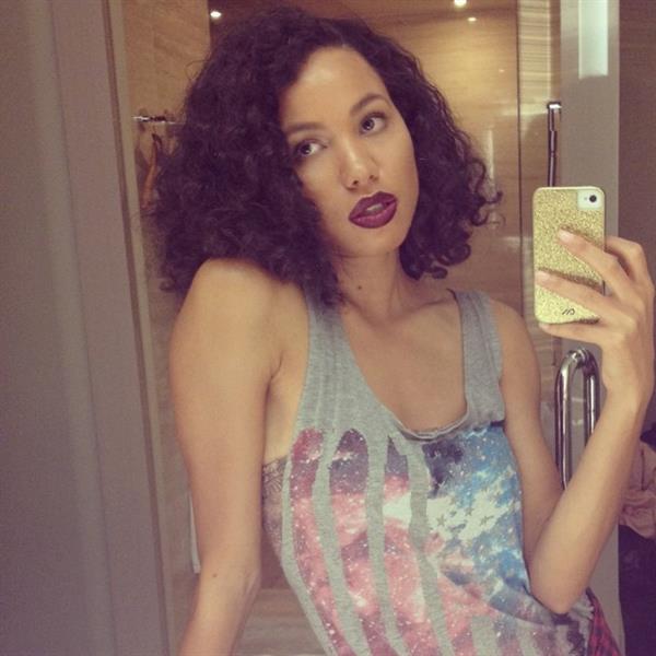 Jurnee Smollett-Bell taking a selfie