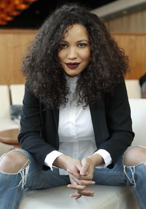 Jurnee Smollett-Bell