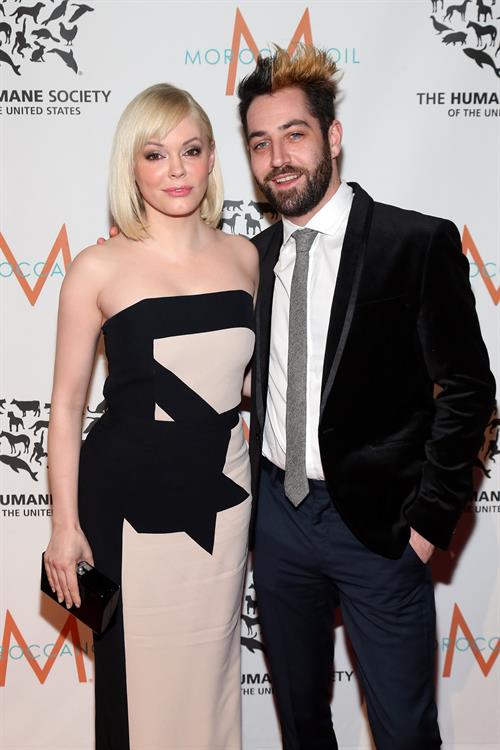 Rose McGowan at The Humane Society of the United States To the Rescue! New York Gala December 18, 2012