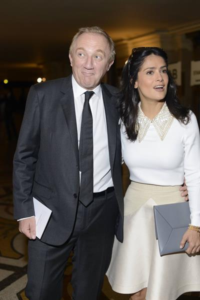 Salma Hayek at the Stella McCartney fashion show at Paris Fashion Week - Sep. 30, 2013 