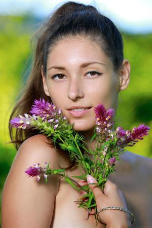 Paula Shy Nude Pictures Paula Shy in Sereno for Met-Art