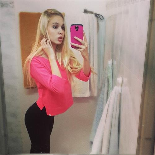 Maria Domark taking a selfie