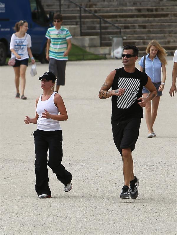 Scarlett Johansson - Jogging in the Jardin du Luxembourg in Paris on August 20, 2012