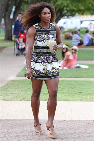 Serena Williams poses for a Photograph at the Wheel of Brisbane in South Bank December 31, 2012 