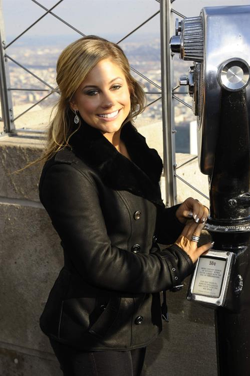 Shawn Johnson Visits The Empire State Building November 28, 2012