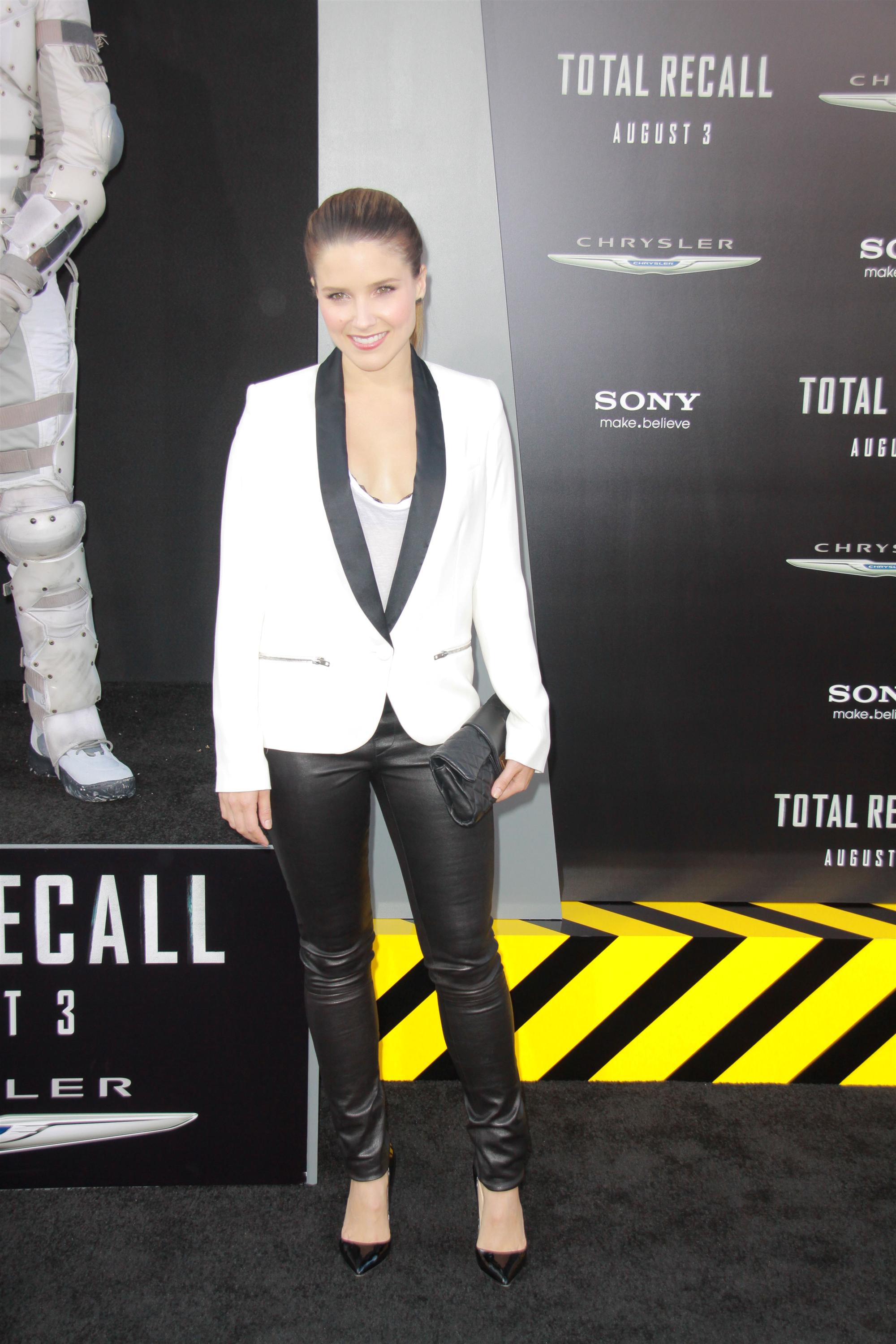 Sophia Bush - Total Recall Los Angeles Premiere Hollywood on August 1, 2012