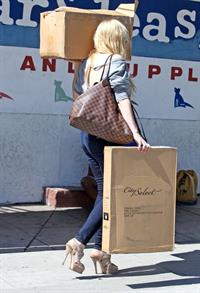 Sophie Monk - UPS Store in West Hollywood - August 28, 2012