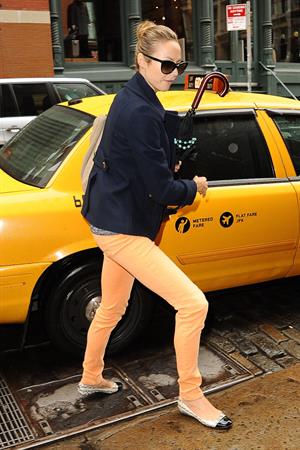 Stacy Keibler Shopping in SoHo in New York - October 9, 2012 