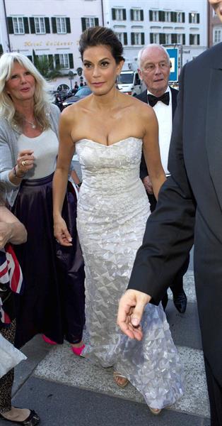 Teri Hatcher - La Boheme Premiere in Salzburg January 8, 2012