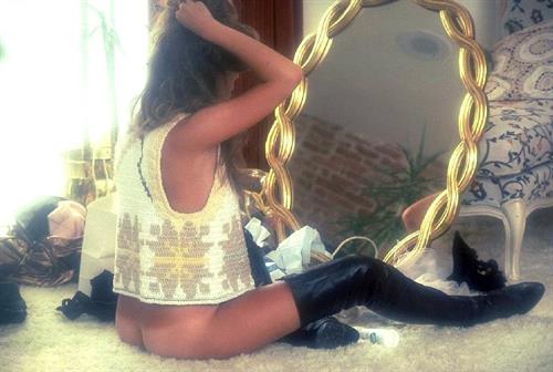 Corinne Alphen - ass