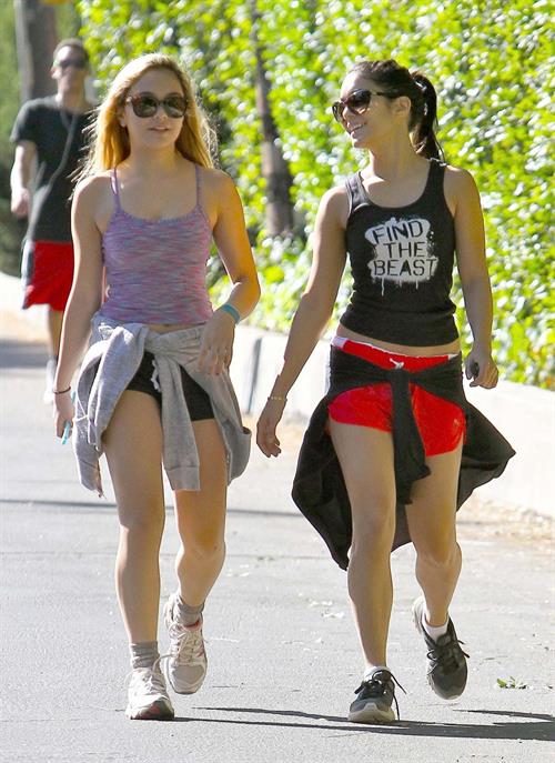 Vanessa Hudgens out and about in Studio City 10/29/12 Gal Number : 20121109182701775e-20