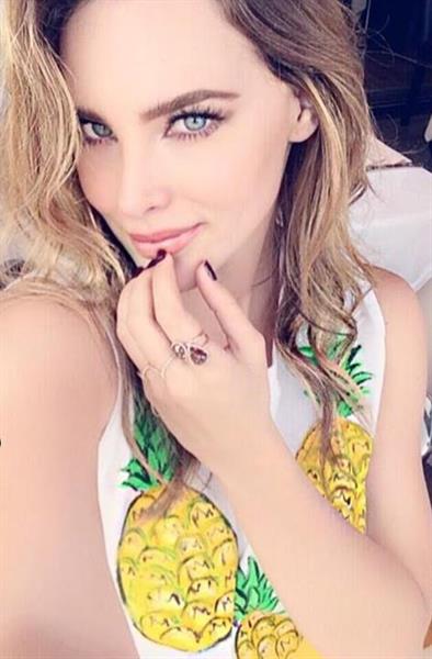 Belinda taking a selfie