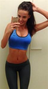 Anna Andres taking a selfie