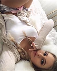 Anna Nyström taking a selfie