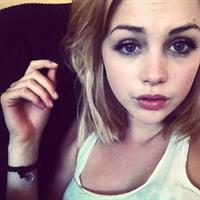 Taylor Godfrey taking a selfie