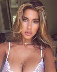 Kara del Toro in lingerie taking a selfie