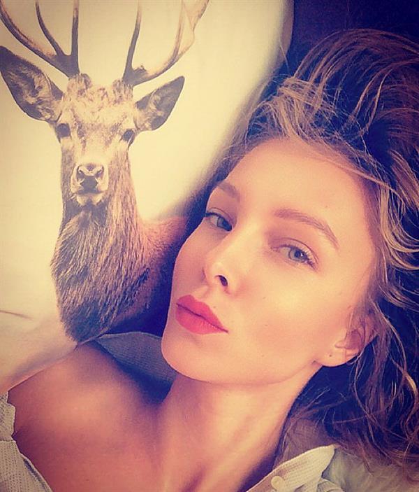 Tereza Jelinkova taking a selfie