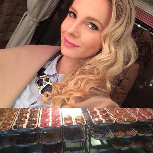 Tereza Jelinkova taking a selfie