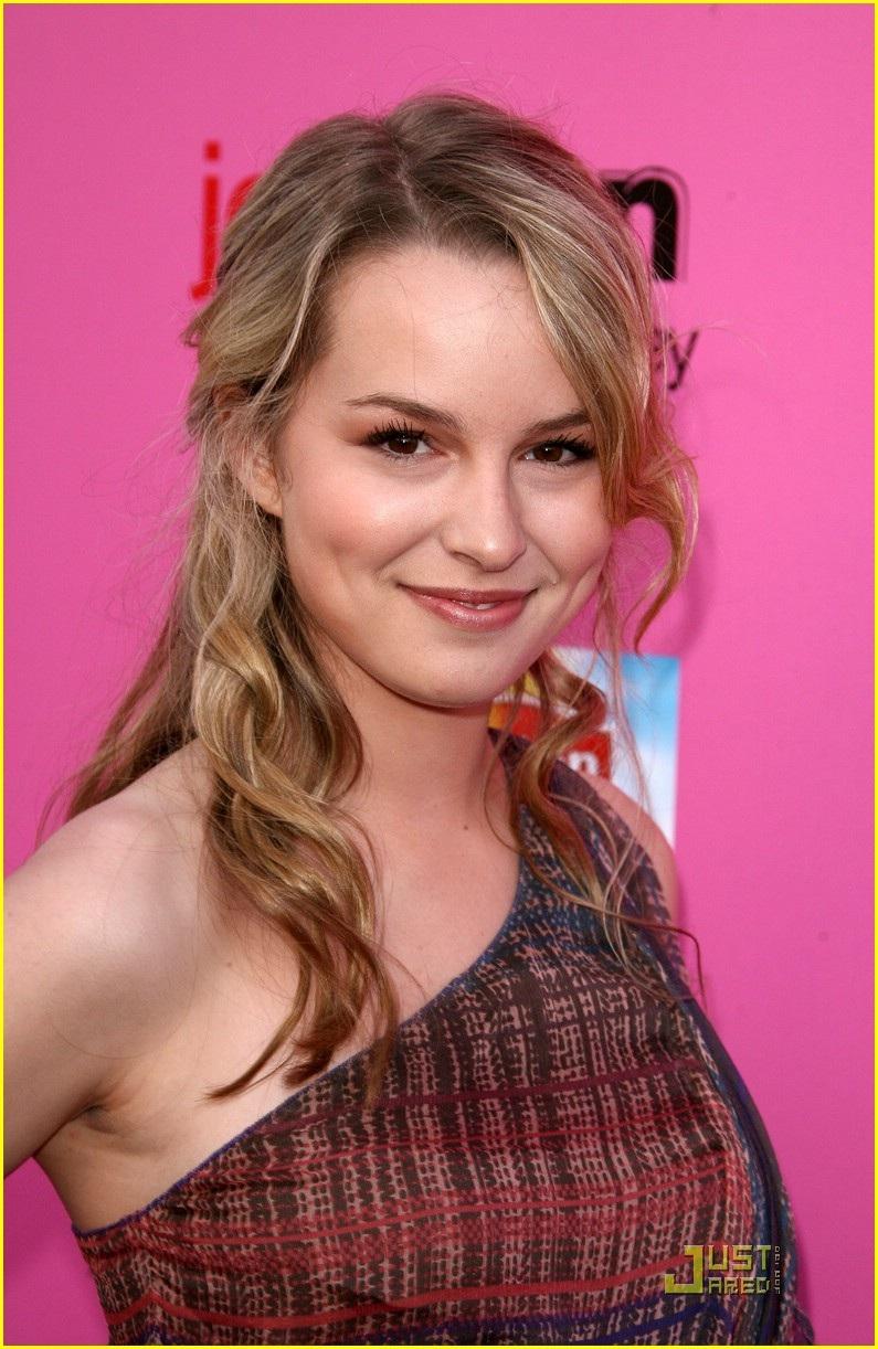 Bridgit Mendler