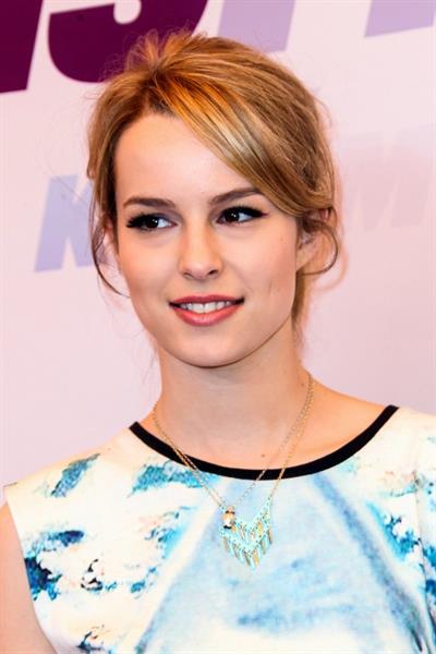 Bridgit Mendler