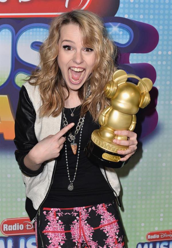 Bridgit Mendler