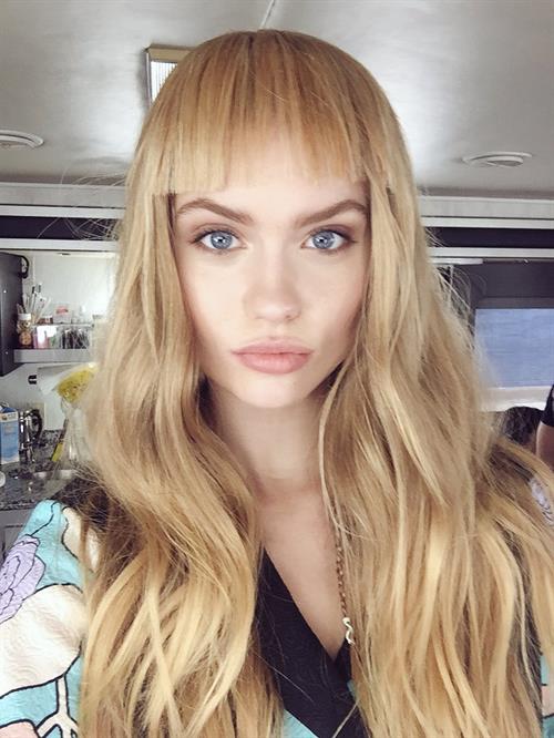 Alexandria Morgan taking a selfie