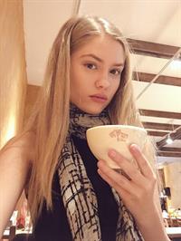 Alexandria Morgan taking a selfie