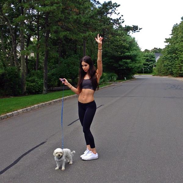 Jen Selter in Yoga Pants