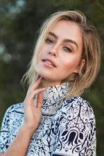 Stephanie Claire Smith