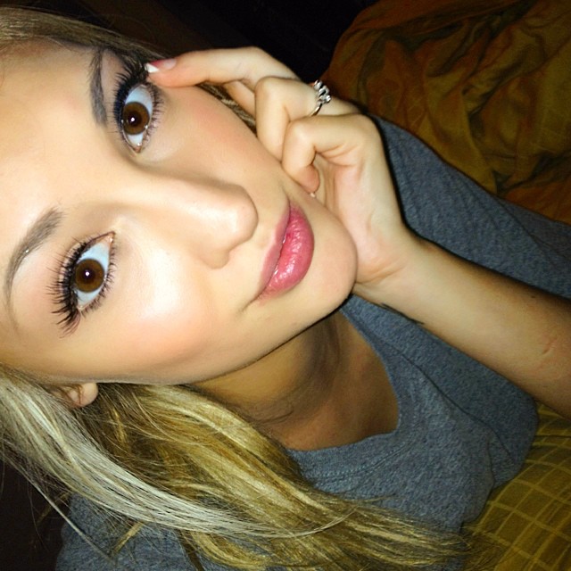 Anna Faith Carlson taking a selfie
