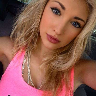 Anna Faith Carlson taking a selfie