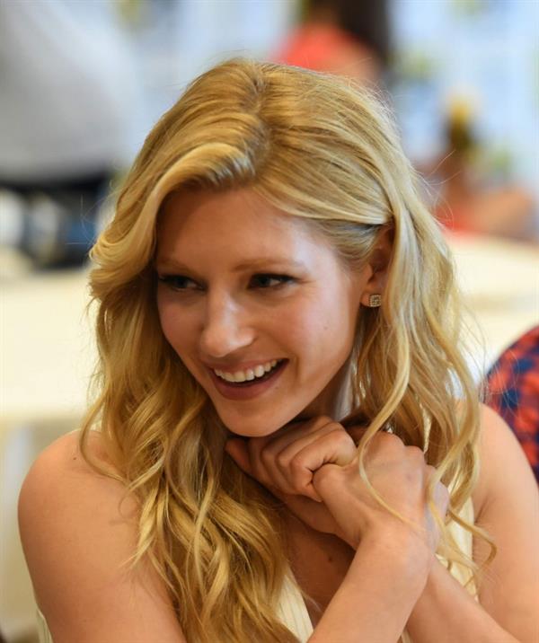 Katheryn Winnick