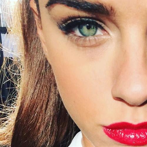 Georgia May Foote taking a selfie