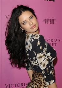 Adriana Lima what is sexy list bombshell summer edition 12 05 11 