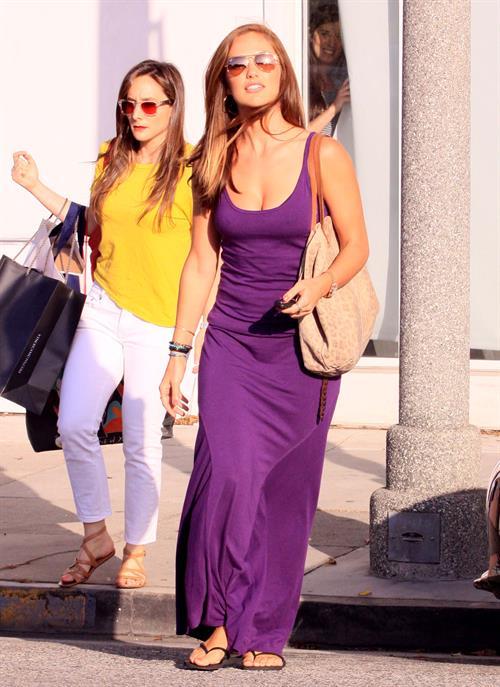 Minka Kelly leaving Byron and Tracy salon in Los Angeles 08 06 12 