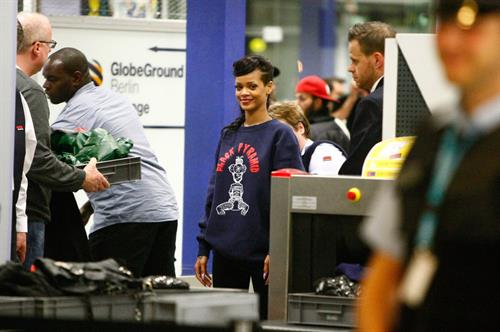 Rihanna Makes her way through Berlin Schonefeld Airport, Germany (November 19, 2012) 