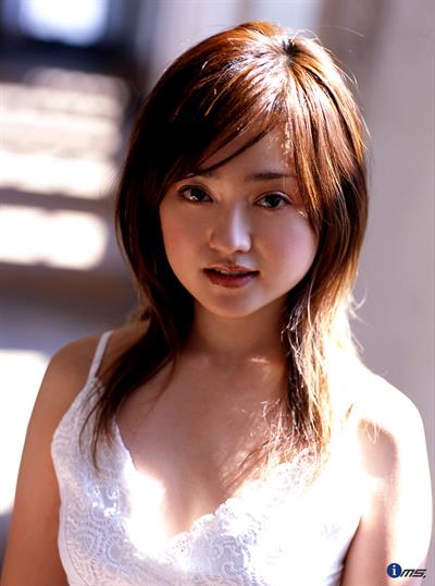 Yumi Adachi