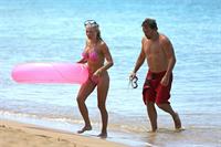 Pamela Anderson and e-husband Rick Salomon continue their Hawaiian vacation - August 15, 2013 