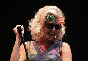 Pixie Lott Performs at the V Festival at Hylands Park in Chelmsford Day 2 - 19.08.2012