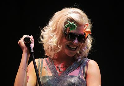Pixie Lott Performs at the V Festival at Hylands Park in Chelmsford Day 2 - 19.08.2012