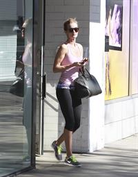 Rosie Huntington-Whiteley in Studio City 11/13/13  