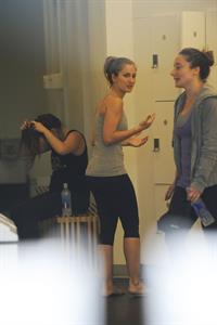 Minka Kelly goes to the gym in los angeles 18 07 12 